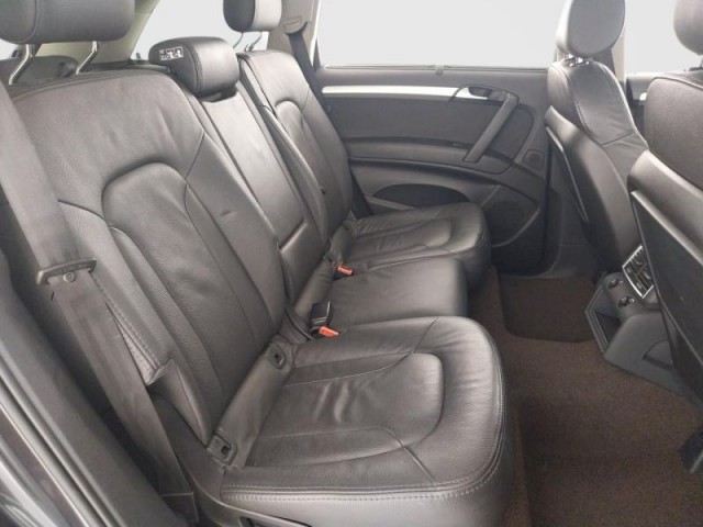 Audi Q7  3.0 TDI 