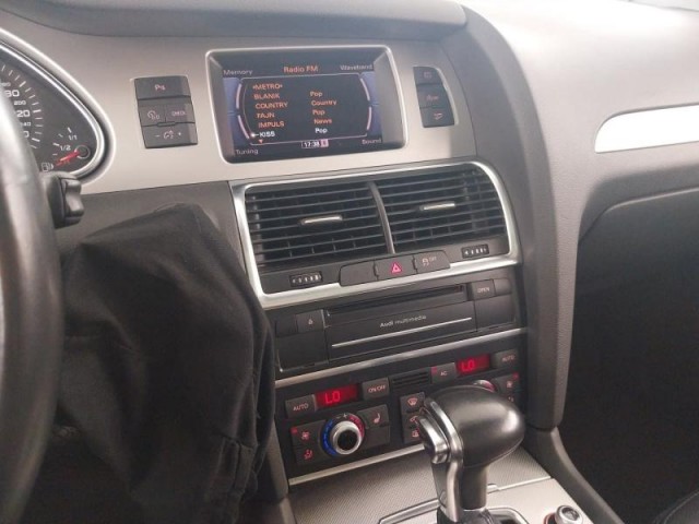 Audi Q7  3.0 TDI 