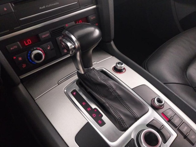 Audi Q7  3.0 TDI 