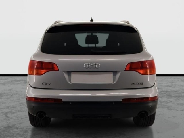 Audi Q7  3.0 TDI 