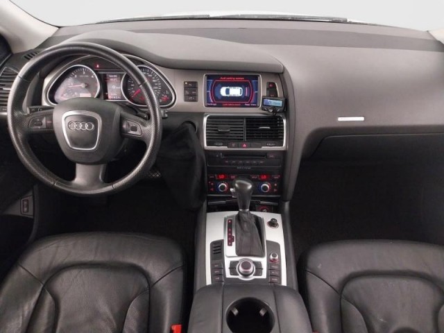 Audi Q7  3.0 TDI 