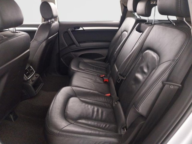 Audi Q7  3.0 TDI 