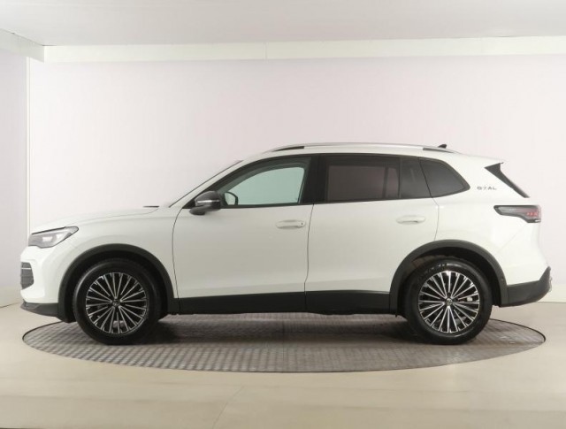 Volkswagen Tiguan  1.5 eTSI Life