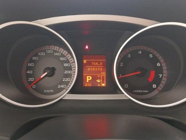 Mitsubishi Outlander  2.4 MIVEC 