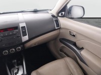Mitsubishi Outlander  2.4 MIVEC 