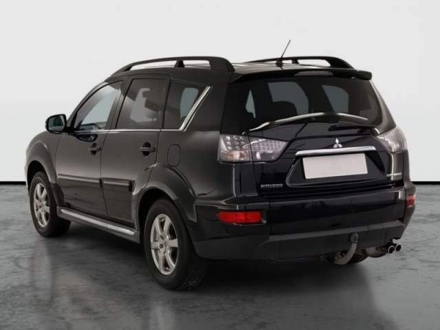 Mitsubishi Outlander  2.2 DI-D 