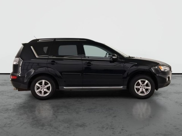 Mitsubishi Outlander  2.2 DI-D 