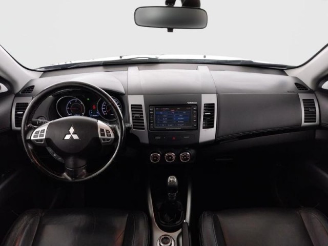 Mitsubishi Outlander  2.2 DI-D 
