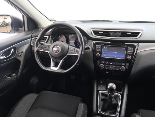 Nissan Qashqai  1.6 DIG-T 
