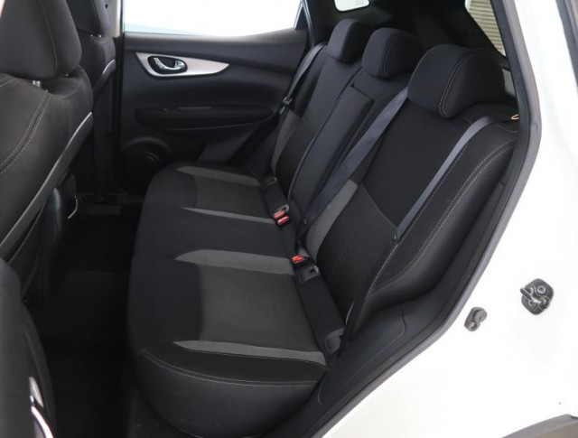 Nissan Qashqai  1.6 DIG-T 