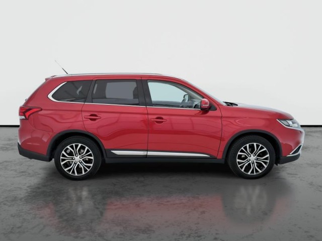 Mitsubishi Outlander  2.2 DI-D 