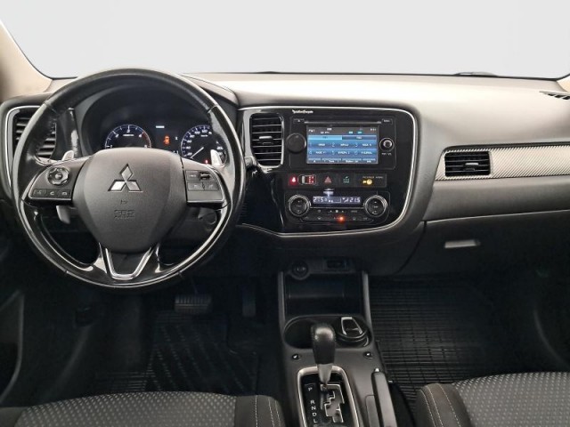 Mitsubishi Outlander  2.2 DI-D 