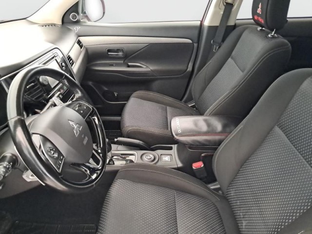 Mitsubishi Outlander  2.2 DI-D 