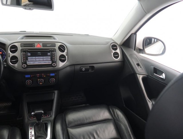 Volkswagen Tiguan  2.0 TDI 