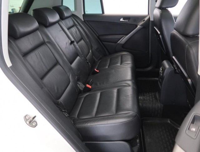 Volkswagen Tiguan  2.0 TDI 