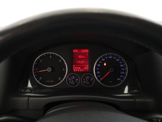 Volkswagen Tiguan  2.0 TDI 