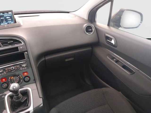 Peugeot 5008  1.6 HDi Active