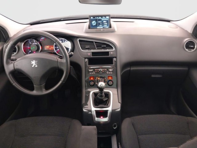 Peugeot 5008  1.6 HDi Active