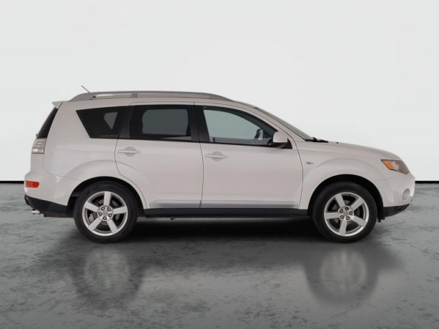 Mitsubishi Outlander  2.0 DI-D 