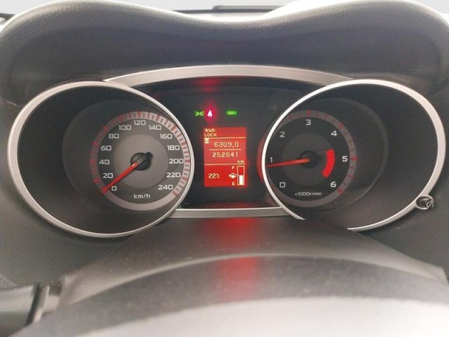 Mitsubishi Outlander  2.0 DI-D 