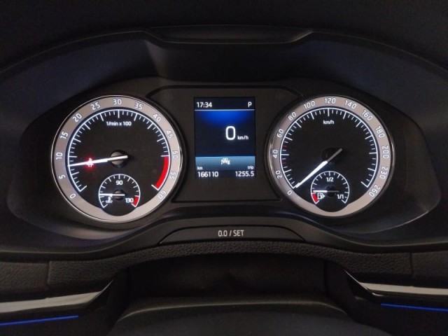 Škoda Karoq  1.6 TDI Sportline