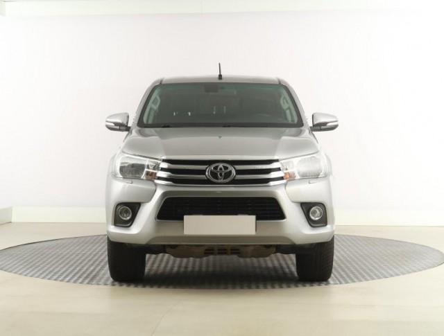 Toyota Hilux  2.4 D-4D 