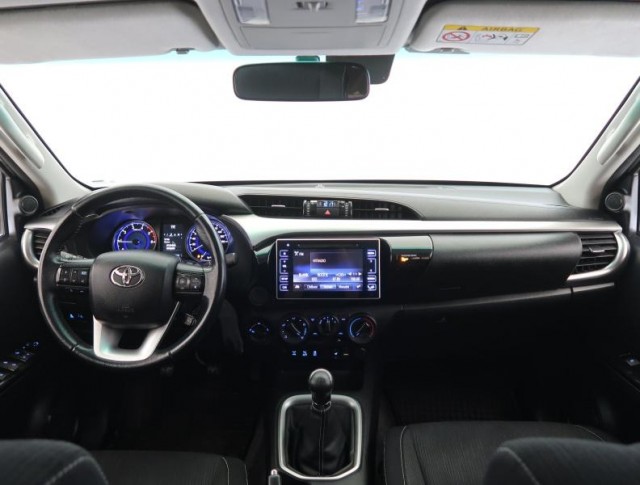 Toyota Hilux  2.4 D-4D 