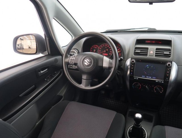 Suzuki SX4  1.6 VVT 