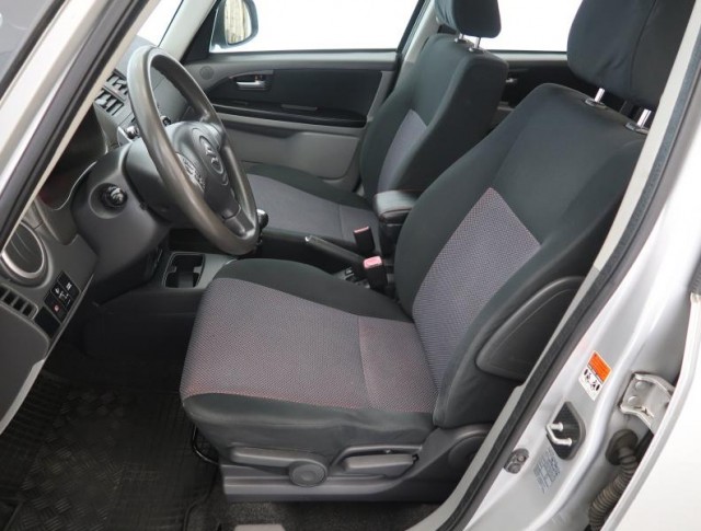 Suzuki SX4  1.6 VVT 