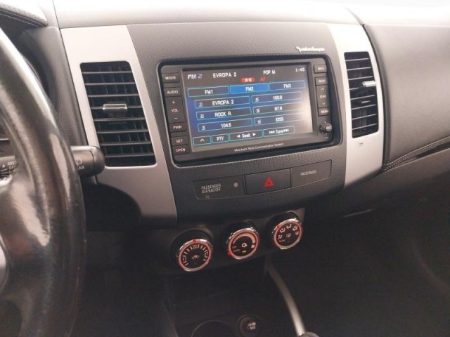 Mitsubishi Outlander  2.2 DI-D 