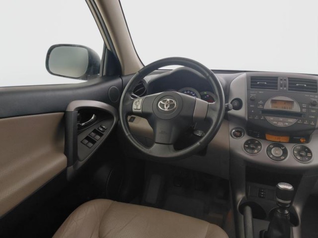 Toyota RAV 4  2.2 D-CAT 