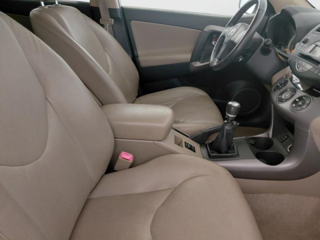 Toyota RAV 4  2.2 D-CAT 