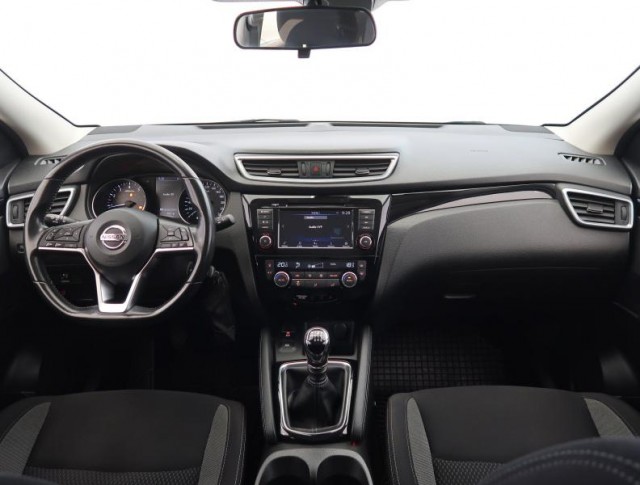 Nissan Qashqai  1.3 DIG-T 