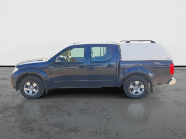 Nissan Navara  2.5 D 