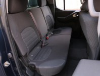 Nissan Navara  2.5 D 