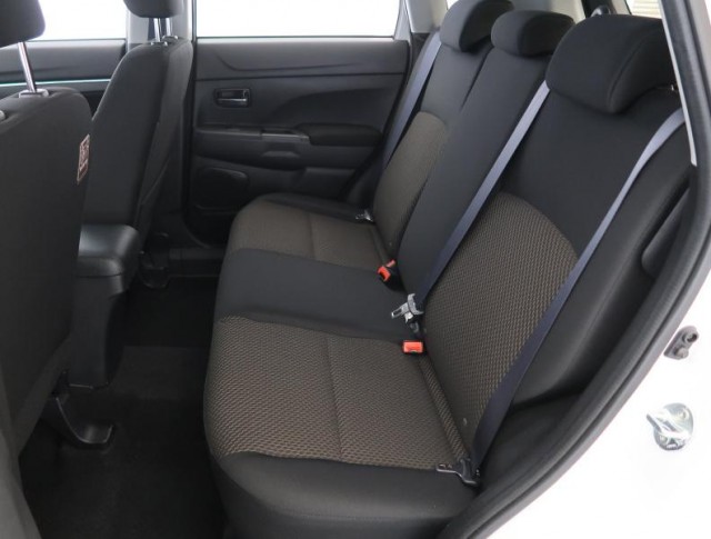 Mitsubishi ASX  2.0 MIVEC Invite