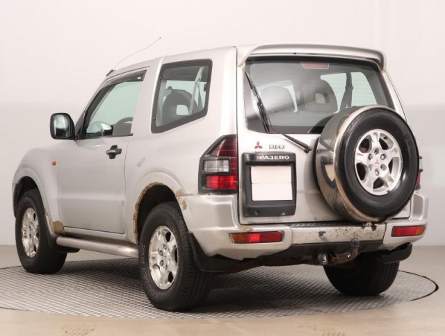 Mitsubishi Pajero  3.2 DI-D 