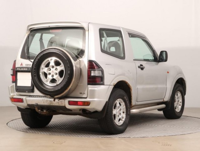 Mitsubishi Pajero  3.2 DI-D 