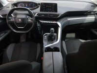 Peugeot 3008  1.2 PureTech 