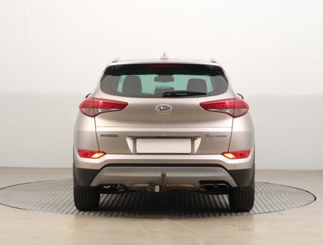 Hyundai Tucson  1.6 T-GDI Trikolor