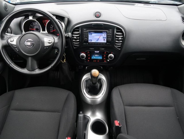 Nissan Juke  1.6 i 