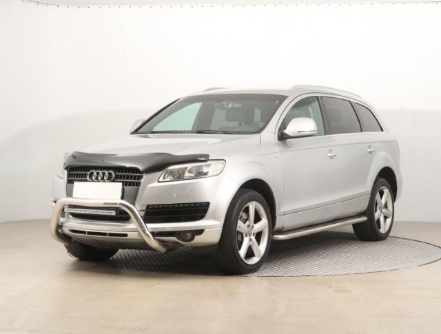 Audi Q7  3.0 TDI 