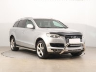 Audi Q7  3.0 TDI 