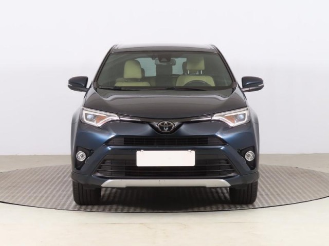 Toyota RAV 4  2.0 VVT-i Selection