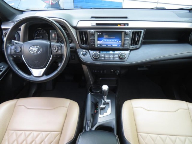 Toyota RAV 4  2.0 VVT-i Selection