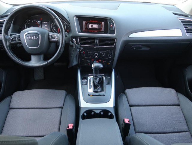 Audi Q5  2.0 TDI 