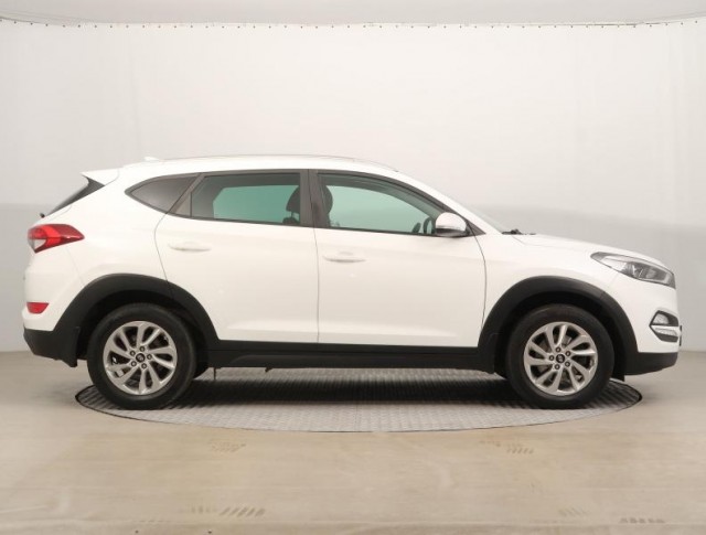 Hyundai Tucson  1.7 CRDi 