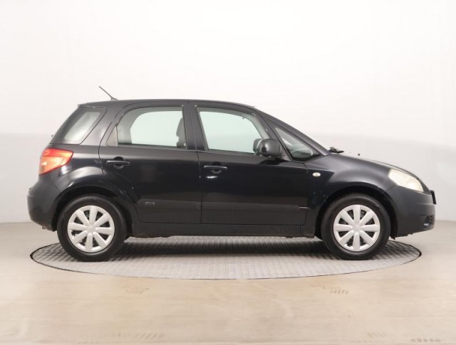 Suzuki SX4  1.6 VVT GL/AC