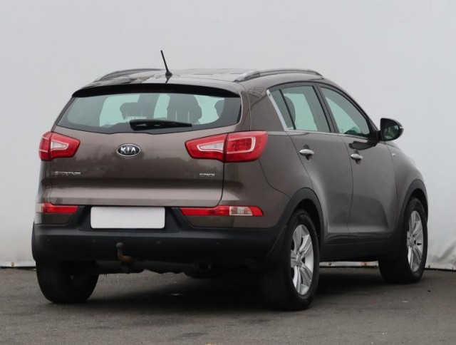 Kia Sportage  2.0 CRDi 