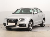 Audi Q3  2.0 TDI S line